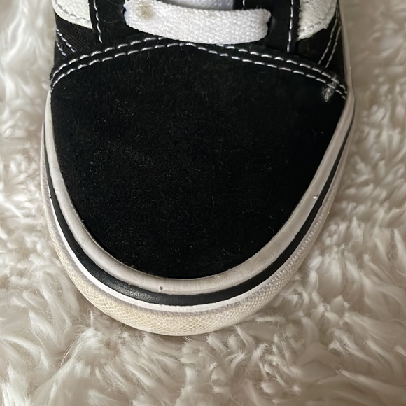 Original Vans Tennis shoes. - Picture 6 of 8